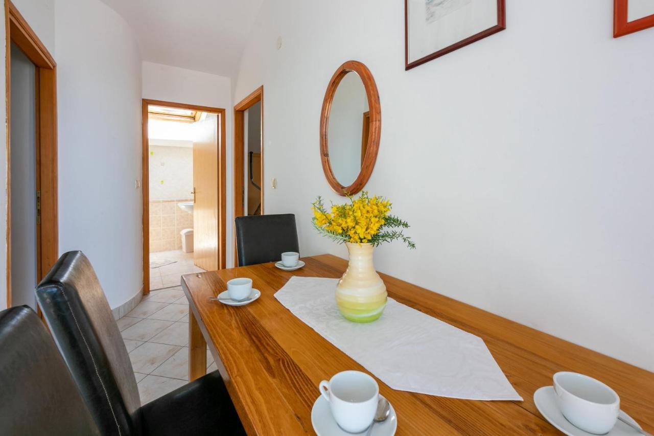 Apartment Iva Banjol Eksteriør billede